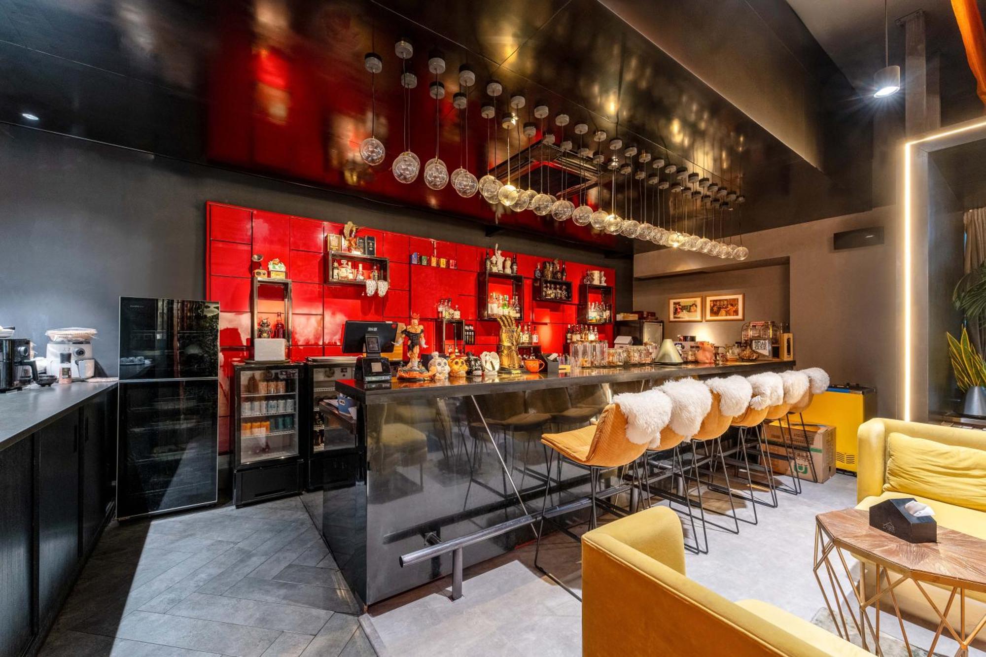 Hesu Designer Hotel & Suites -Near Xi'An Drum Tower And Yongning Gate -Free Laundry Luggage Storage -Kitty Cafe With Freshly Ground Coffee -24H Front Desk -English Service المظهر الخارجي الصورة