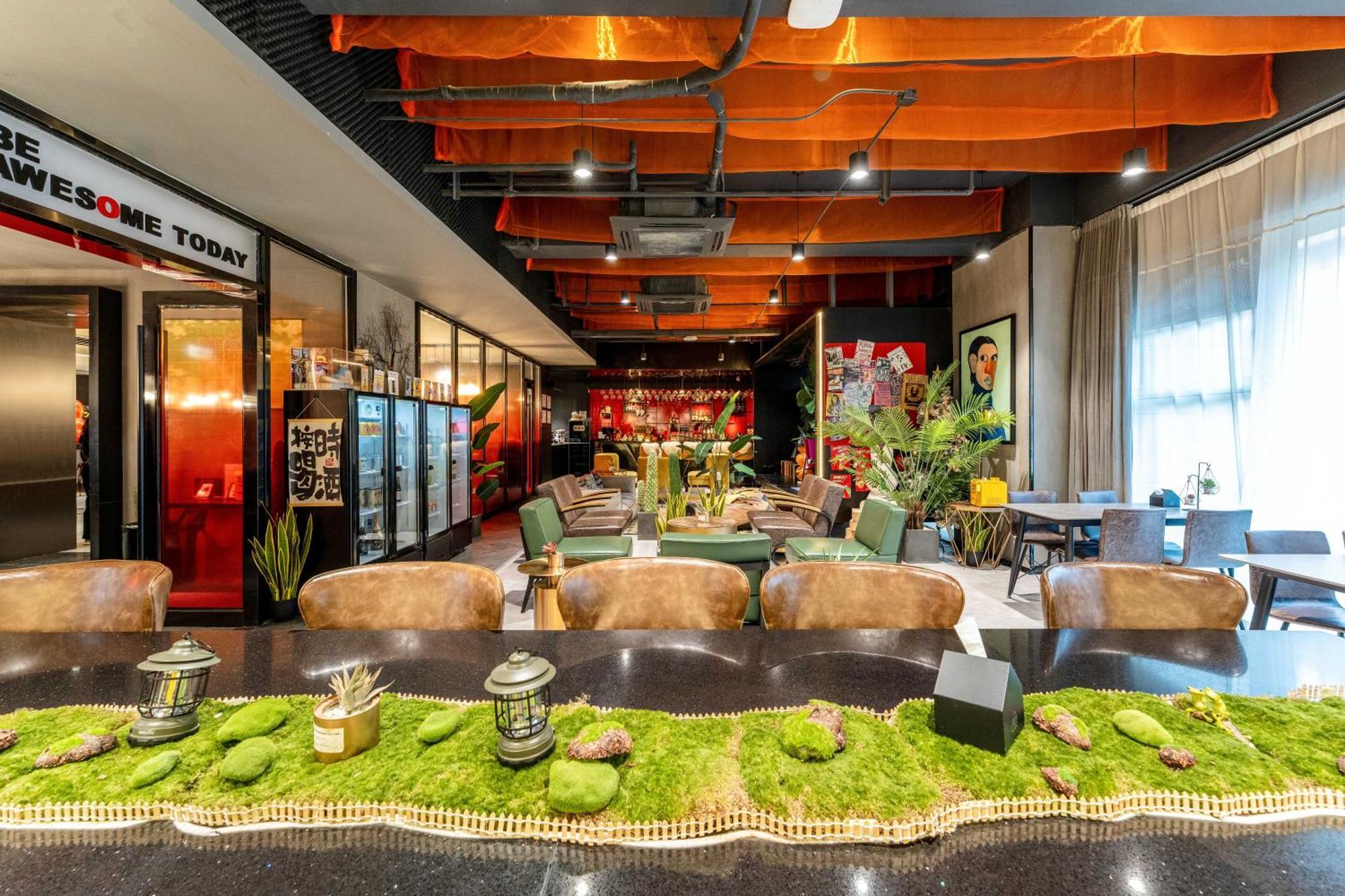 Hesu Designer Hotel & Suites -Near Xi'An Drum Tower And Yongning Gate -Free Laundry Luggage Storage -Kitty Cafe With Freshly Ground Coffee -24H Front Desk -English Service المظهر الخارجي الصورة