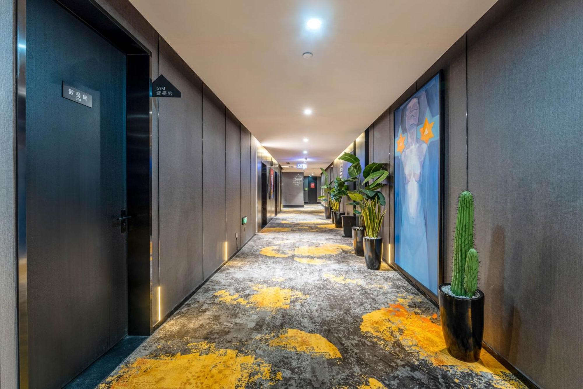 Hesu Designer Hotel & Suites -Near Xi'An Drum Tower And Yongning Gate -Free Laundry Luggage Storage -Kitty Cafe With Freshly Ground Coffee -24H Front Desk -English Service المظهر الخارجي الصورة