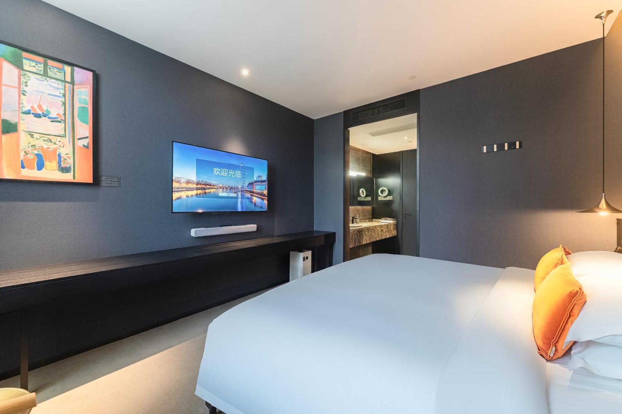 Hesu Designer Hotel & Suites -Near Xi'An Drum Tower And Yongning Gate -Free Laundry Luggage Storage -Kitty Cafe With Freshly Ground Coffee -24H Front Desk -English Service المظهر الخارجي الصورة