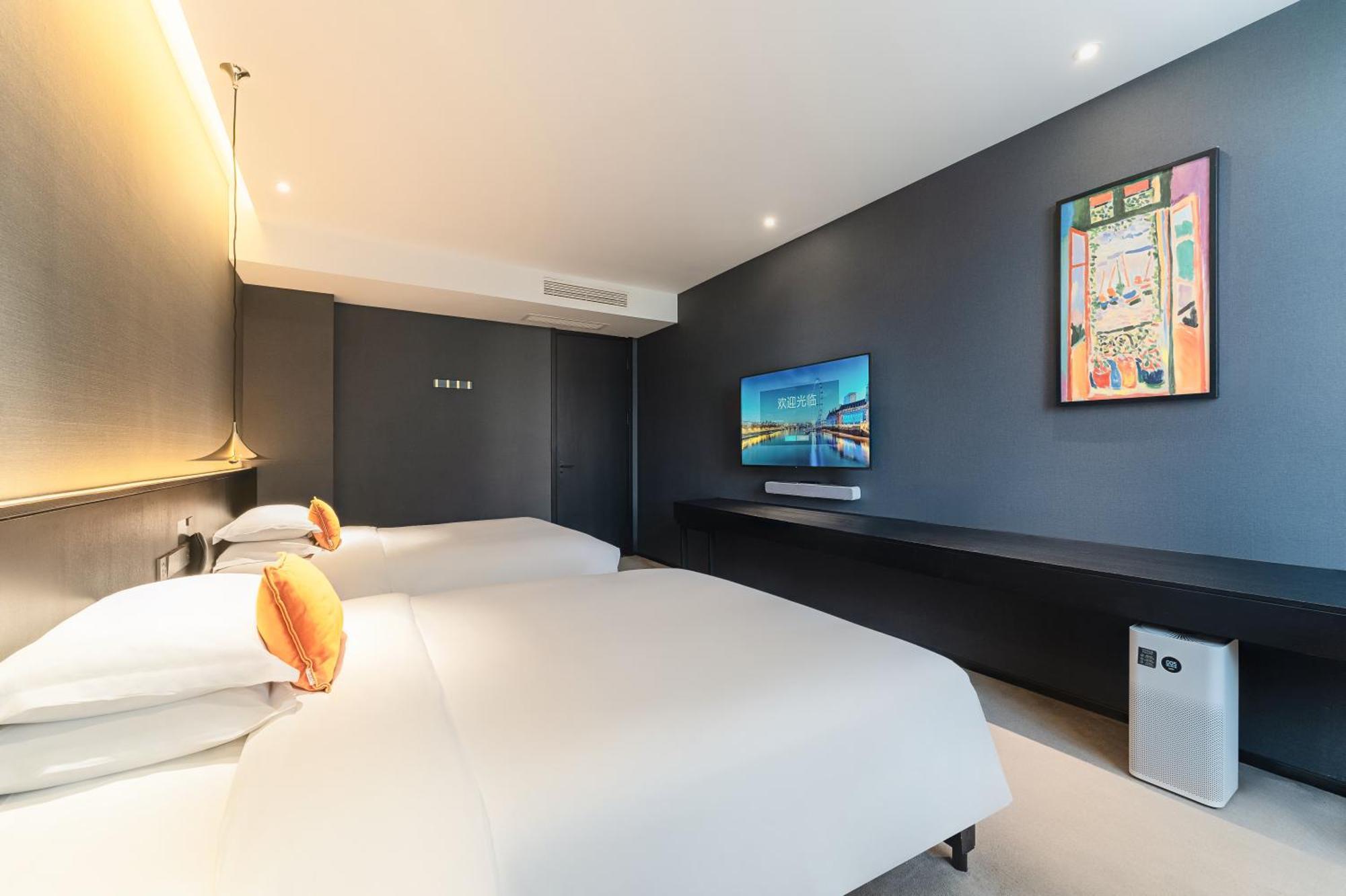 Hesu Designer Hotel & Suites -Near Xi'An Drum Tower And Yongning Gate -Free Laundry Luggage Storage -Kitty Cafe With Freshly Ground Coffee -24H Front Desk -English Service المظهر الخارجي الصورة