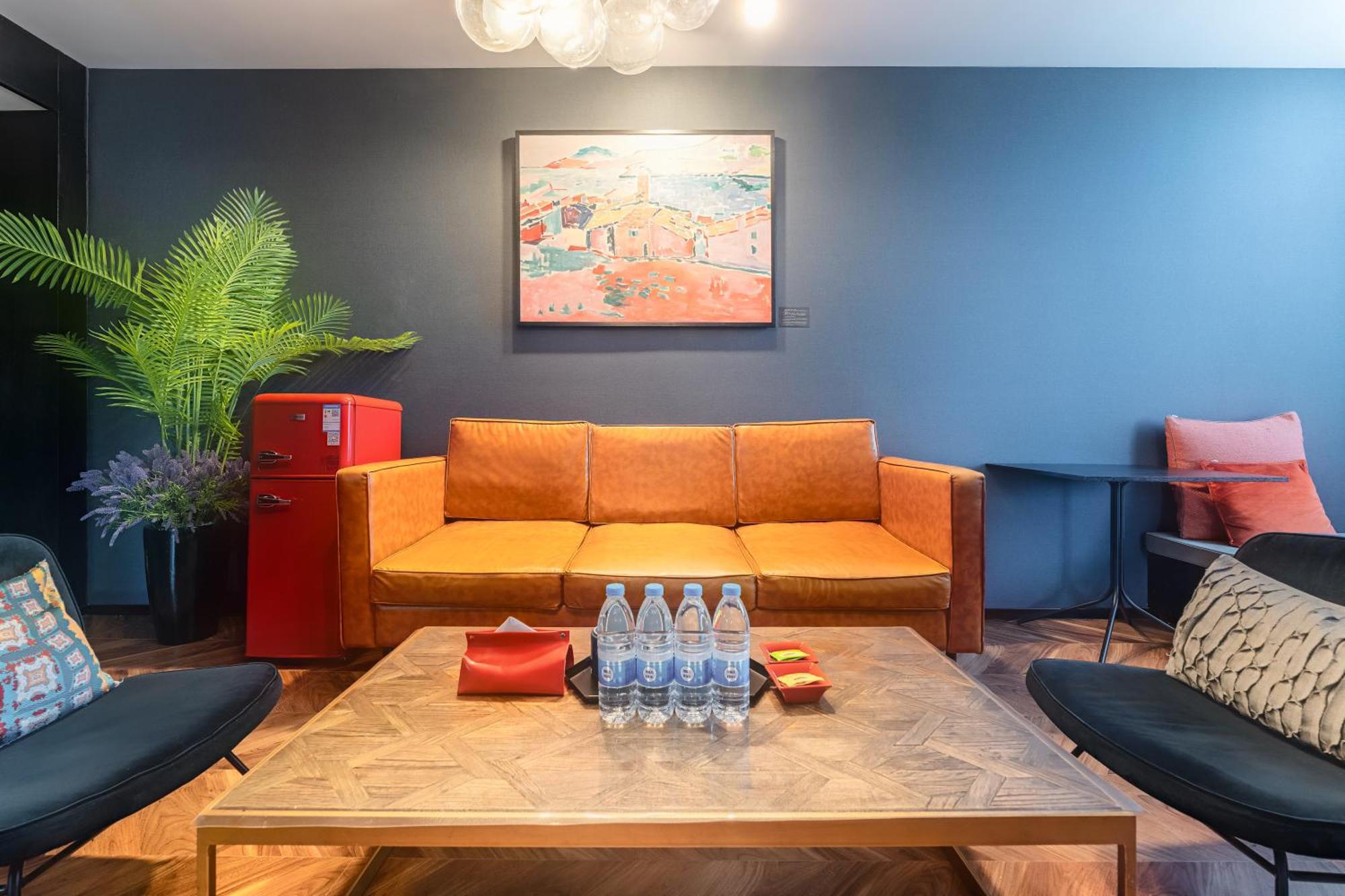 Hesu Designer Hotel & Suites -Near Xi'An Drum Tower And Yongning Gate -Free Laundry Luggage Storage -Kitty Cafe With Freshly Ground Coffee -24H Front Desk -English Service المظهر الخارجي الصورة
