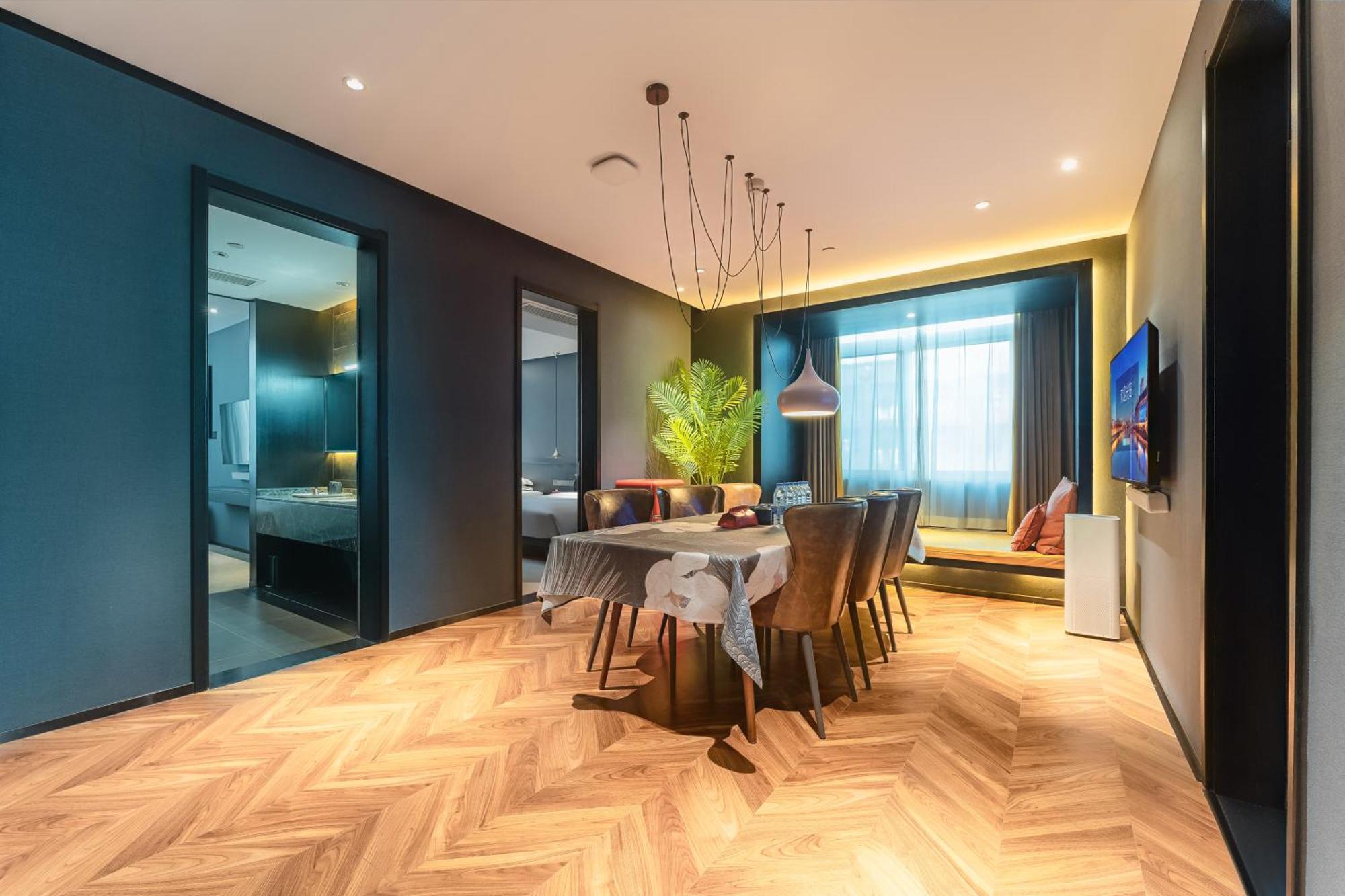 Hesu Designer Hotel & Suites -Near Xi'An Drum Tower And Yongning Gate -Free Laundry Luggage Storage -Kitty Cafe With Freshly Ground Coffee -24H Front Desk -English Service المظهر الخارجي الصورة
