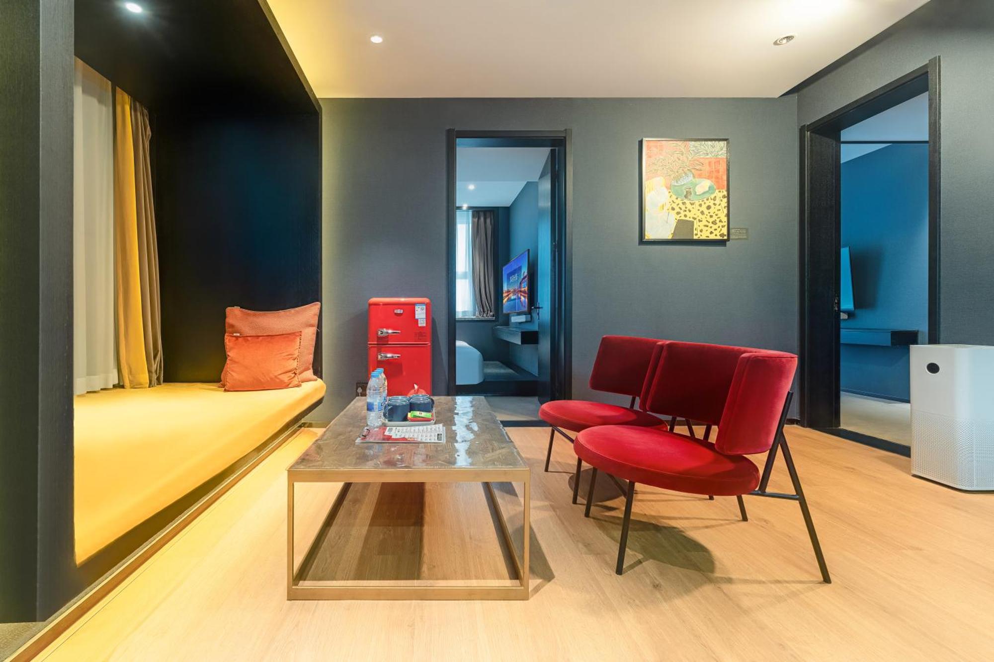 Hesu Designer Hotel & Suites -Near Xi'An Drum Tower And Yongning Gate -Free Laundry Luggage Storage -Kitty Cafe With Freshly Ground Coffee -24H Front Desk -English Service المظهر الخارجي الصورة