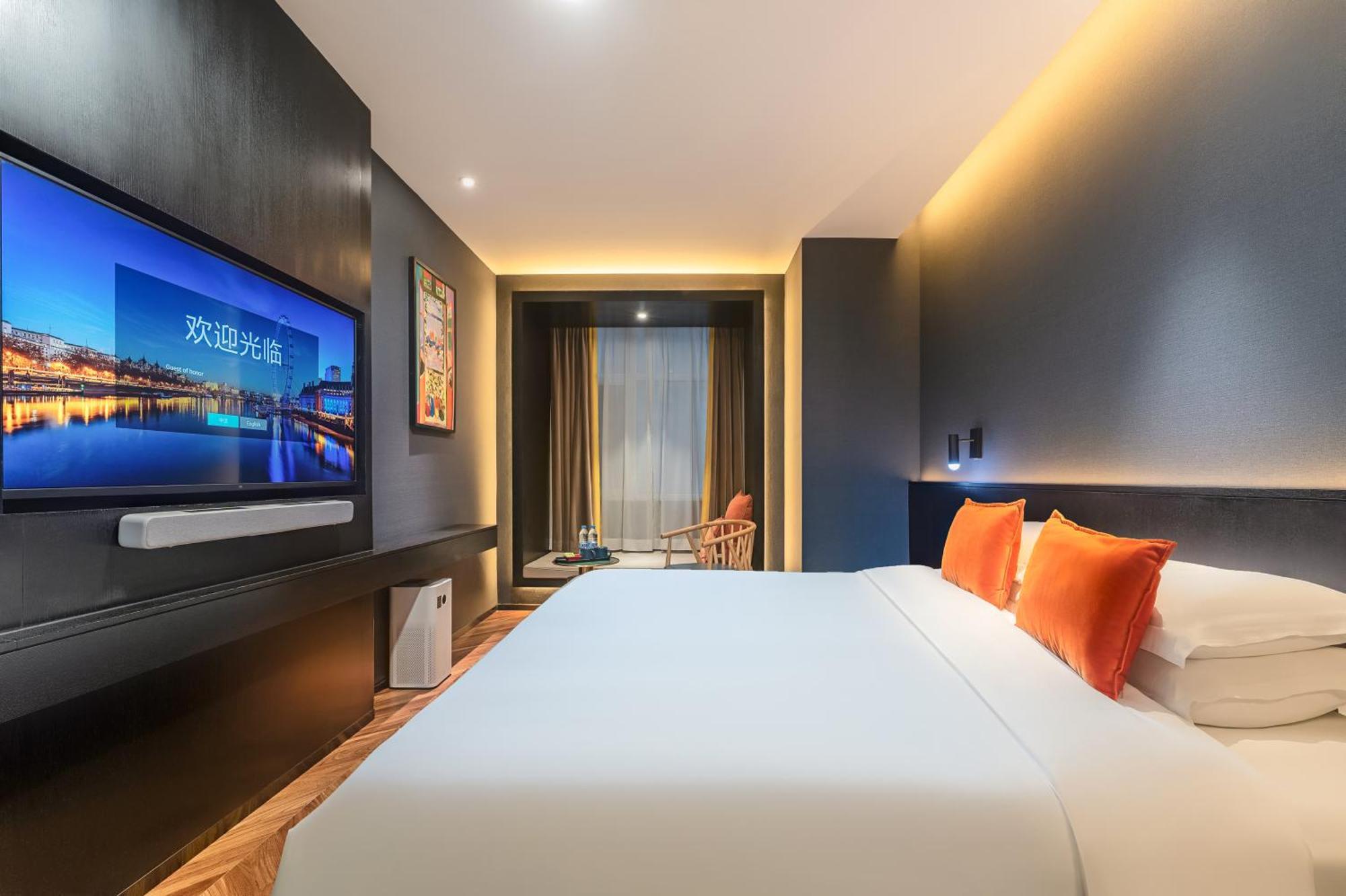 Hesu Designer Hotel & Suites -Near Xi'An Drum Tower And Yongning Gate -Free Laundry Luggage Storage -Kitty Cafe With Freshly Ground Coffee -24H Front Desk -English Service المظهر الخارجي الصورة