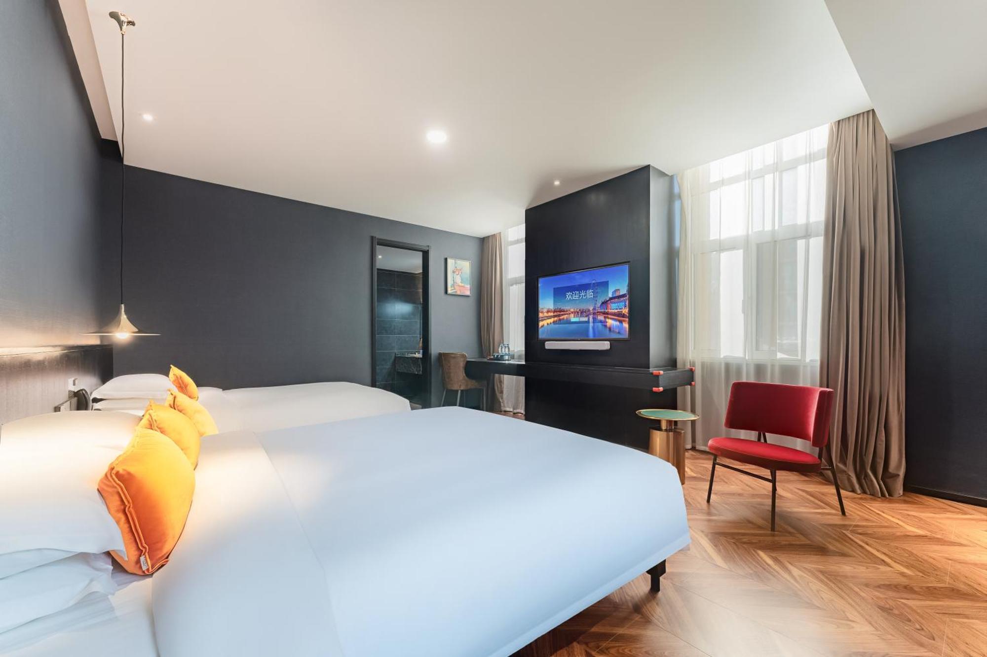 Hesu Designer Hotel & Suites -Near Xi'An Drum Tower And Yongning Gate -Free Laundry Luggage Storage -Kitty Cafe With Freshly Ground Coffee -24H Front Desk -English Service المظهر الخارجي الصورة